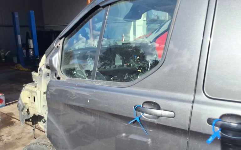 image for FORD TRANSIT CUSTOM 2021 N/S PASSENGER DOOR COMPLETE