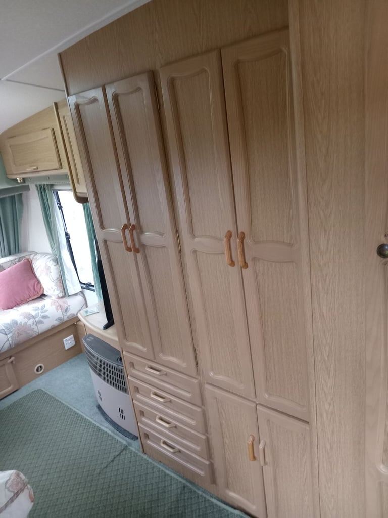 vanroyce caravan 2 berth