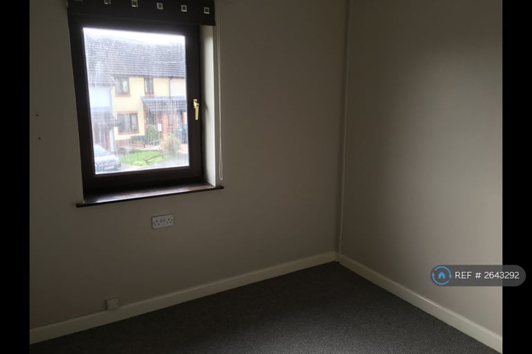 3 bedroom house in Heol Beca, Carmarthen, SA31 (3 bed) (#2643292)