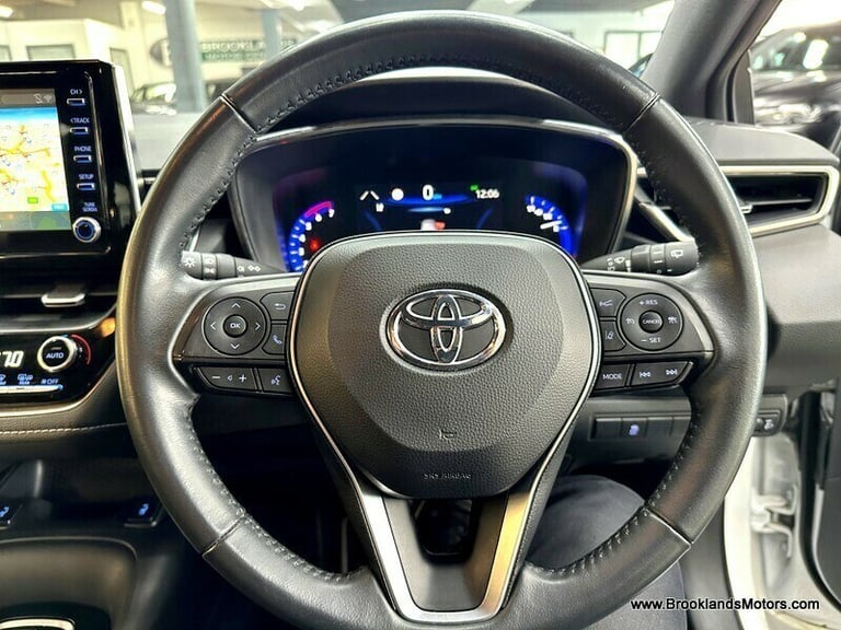 Toyota Corolla ICON TECH [SAT NAV, HEATED SEATS &amp; REVERSE CAMERA]