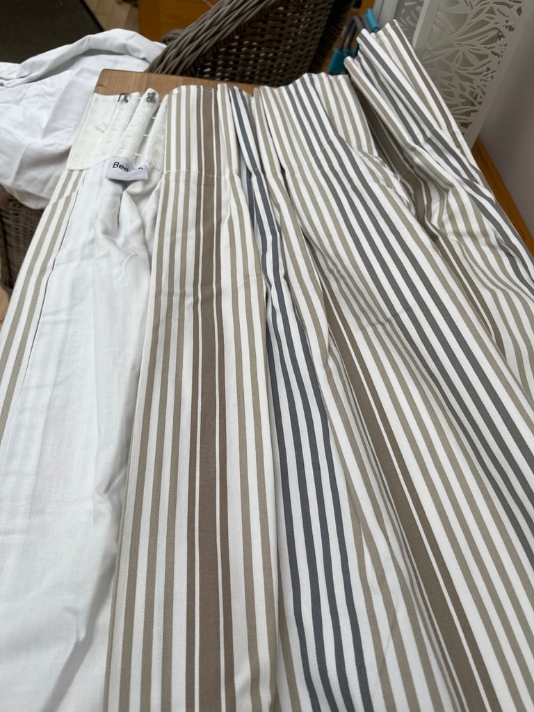 Single bedding set with curtains 