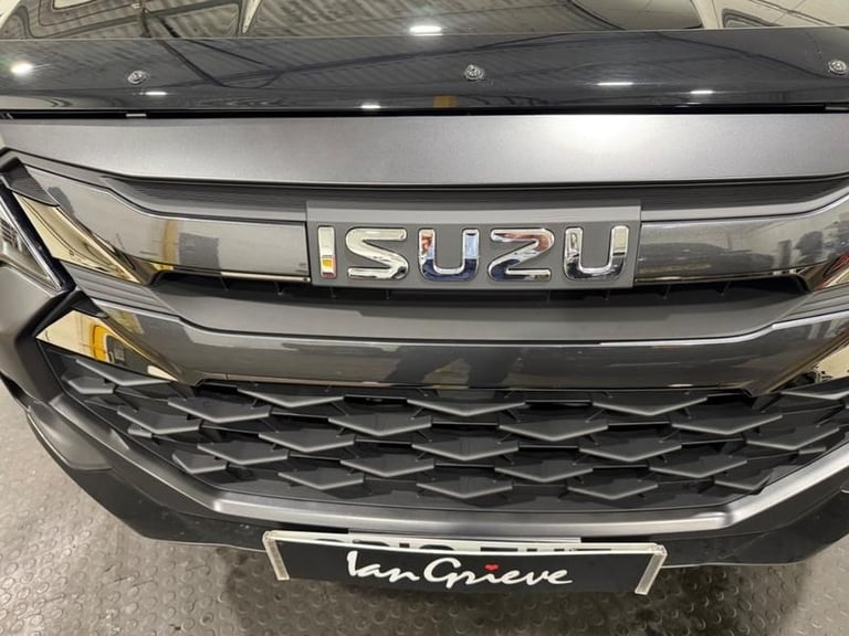 2025 Isuzu D-Max 1.9 V-Cross Double Cab 4x4 Auto Automatic Pick Up Diesel Automatic
