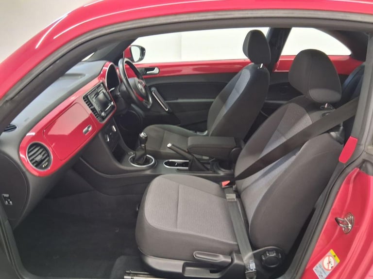 2012 Volkswagen Beetle 2.0 DESIGN TDI 3d 139 BHP HATCHBACK Diesel Manual
