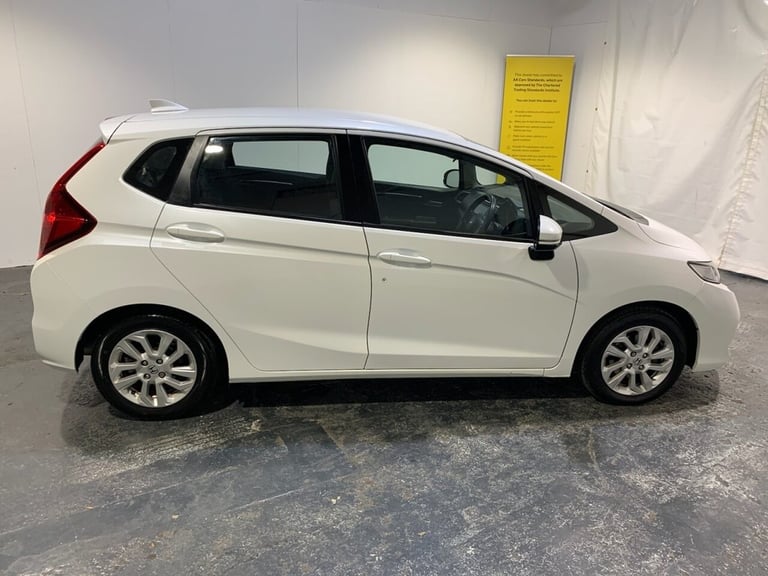 2018 18 HONDA JAZZ 1.3 I-VTEC SE NAVI HATCHBACK 5DR PETROL MANUAL EURO 6 (S/S) (