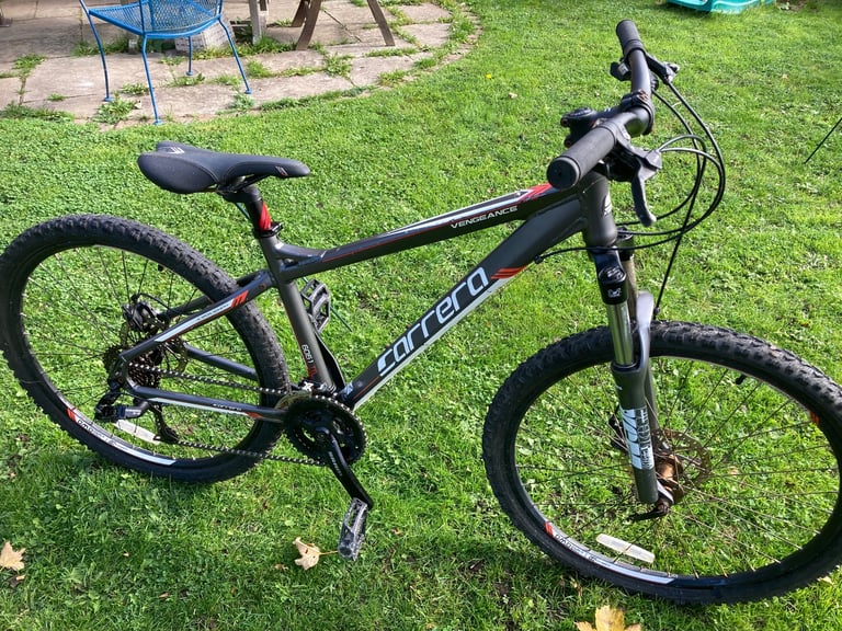 Carrera vengeance teens mountain bike 