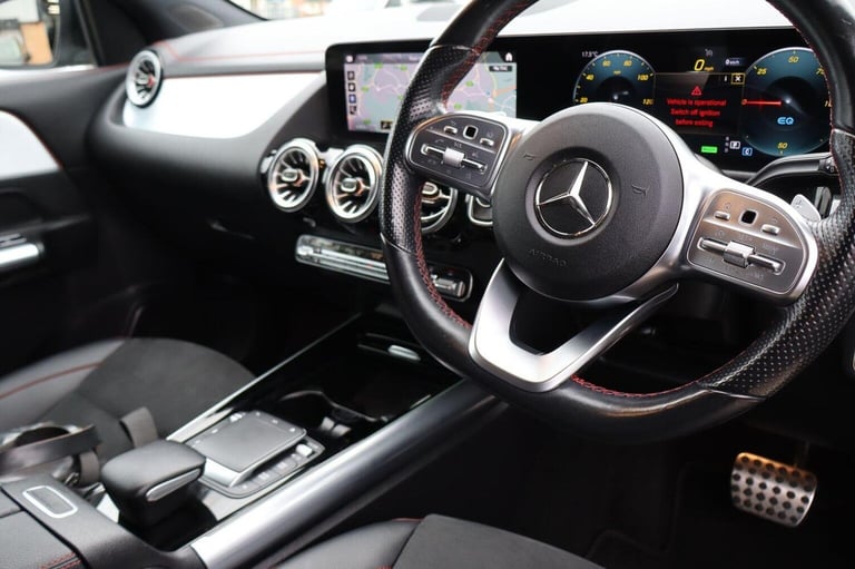 MERCEDES-BENZ EQA EQA 250 66.5kWh AMG Line Auto 5dr 2022
