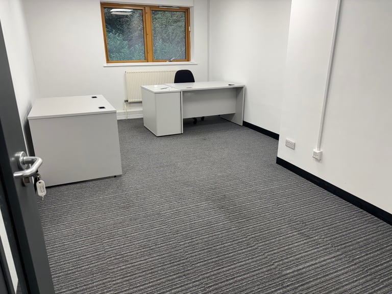 OFFICE SPACE TO LET LEEDS - BILLS & PARKING INCLUDED
