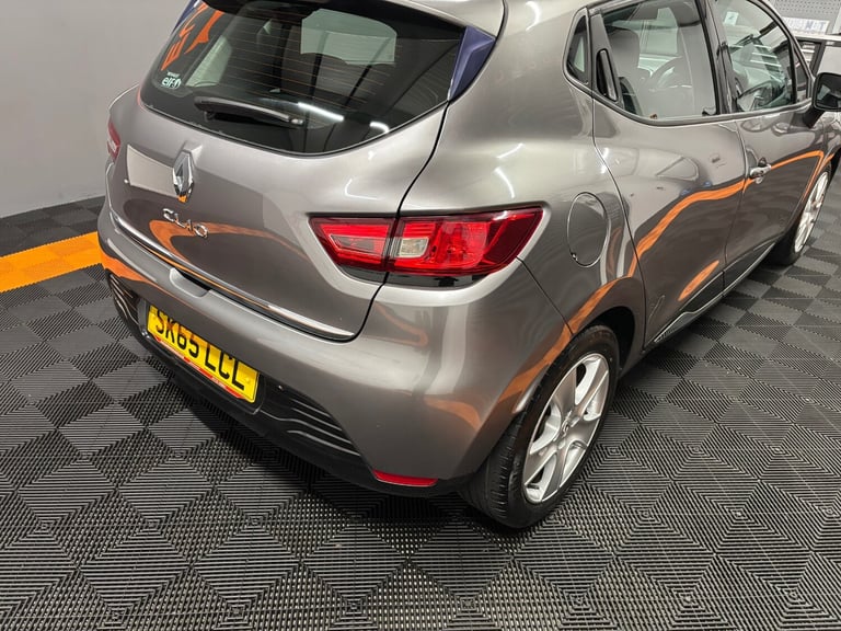 2015 Renault Clio 1.2 16V Dynamique Nav 5dr HATCHBACK Petrol Manual