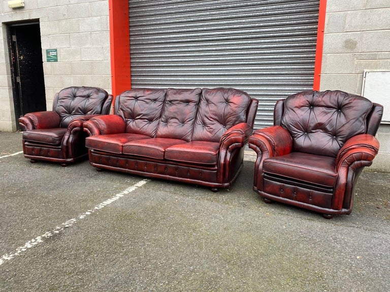 Oxblood Leather CHESTERFIELD STYLE 3 Seater Sofa and 2 Chairs 