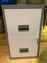 Filing cabinet + suspension files 