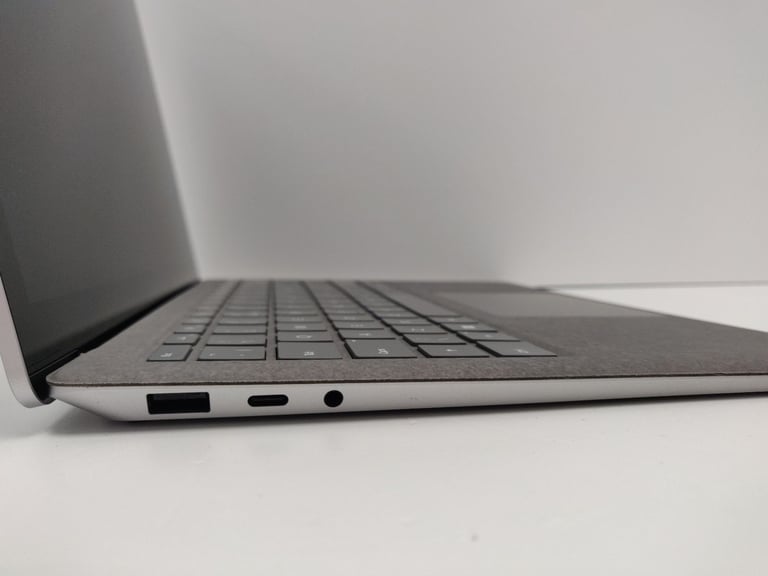 Microsoft Surface Laptop 3 Intel i5 1035G7 8gb 256gb Office Laptop FHD Touchscreen Windows 11 Pro