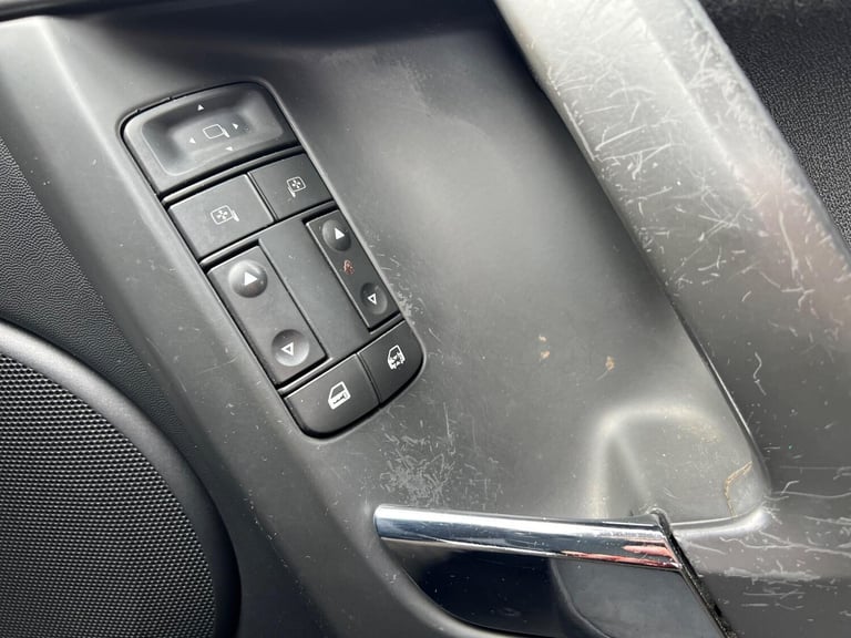 2008 Vauxhall Vectra 1.8 VVT Life 5dr HATCHBACK Petrol Manual