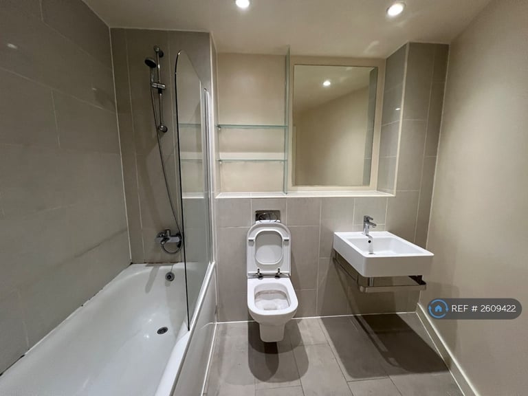 1 bedroom flat in Great Ancoats Street, Manchester, M4 (1 bed) (#2609422)