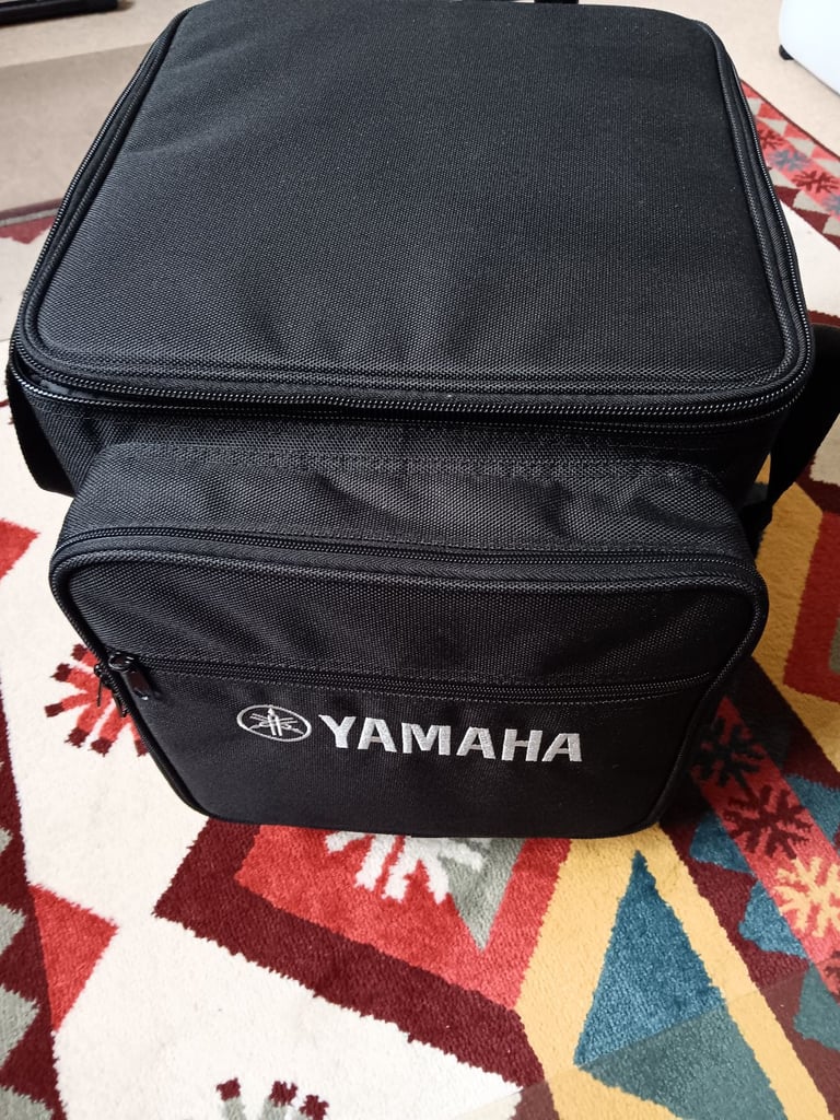 Yamaha Stagepas 200 Portable PA System