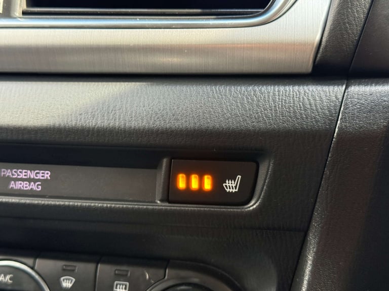 2016 Mazda Mazda3 2.0 3 Sport Nav 4dr Saloon Petrol Manual