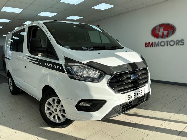 image for 2019 Ford Transit Custom 2.0 EcoBlue 170ps Low Roof D/Cab Limited Van PANEL VAN DIESEL Manual