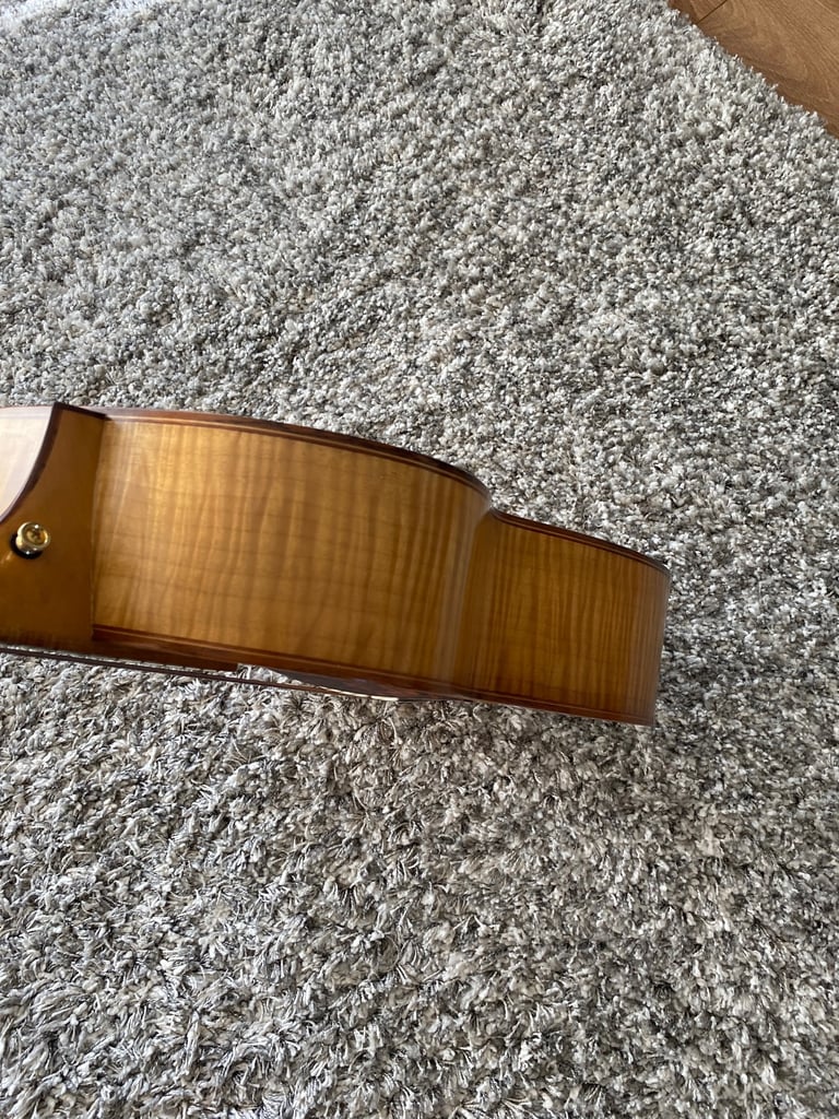 Lowden F35 Myrtlewood 