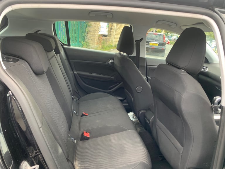 2014 Peugeot 308 1.6 HDi 92 Active 5dr HATCHBACK Diesel Manual