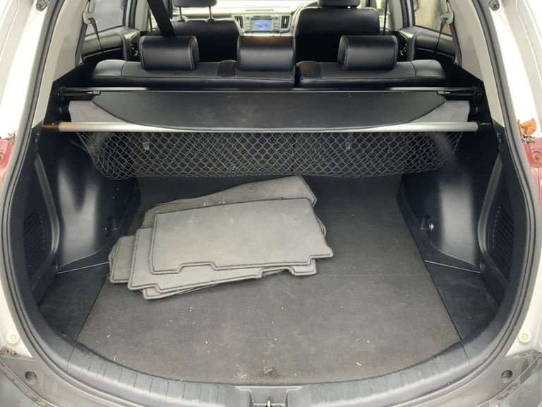 2014 Toyota RAV4 D-4D Invincible SUV Diesel Manual