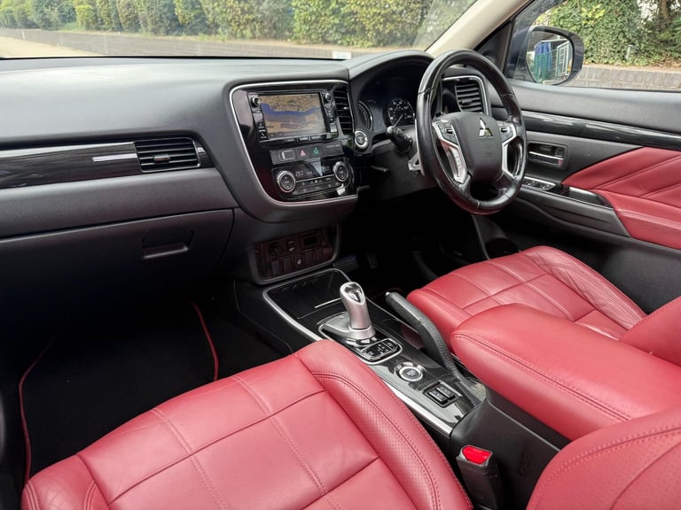 2016 Mitsubishi Outlander 2.0h 12kWh GX5h SUV 5dr Petrol Plug-in Hybrid CVT 4WD Euro 6 (s/s) (200...