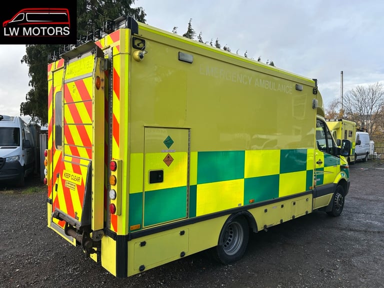 MERCEDES BENZ SPRINTER 519 CDI DIRECT EX AMBULANCE SERIVICS 2017 17 REG EURO 6