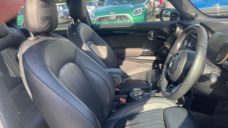 2020 MINI Hatchback Electric 135kW Cooper S Level 3 33kWh 3dr Auto Hatchback Electric Automatic