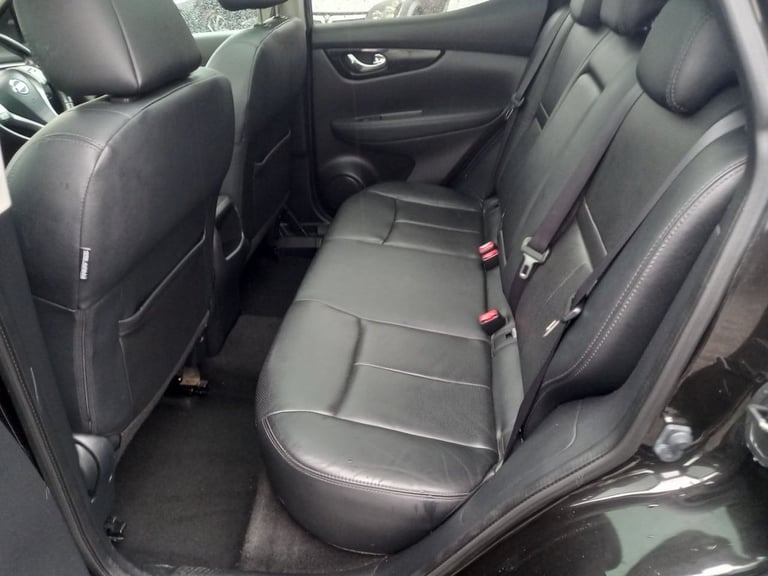 2014 Nissan Qashqai 1.5 dCi Tekna SUV 5dr Diesel Manual 2WD Euro 5 (s/s) (110 ps) Diesel Manual