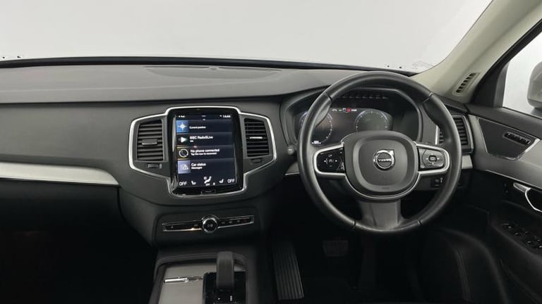 2021 Volvo XC90 Momentum B5 AWD mild hybrid 7 Seats Automatic SUV Hybrid Automatic