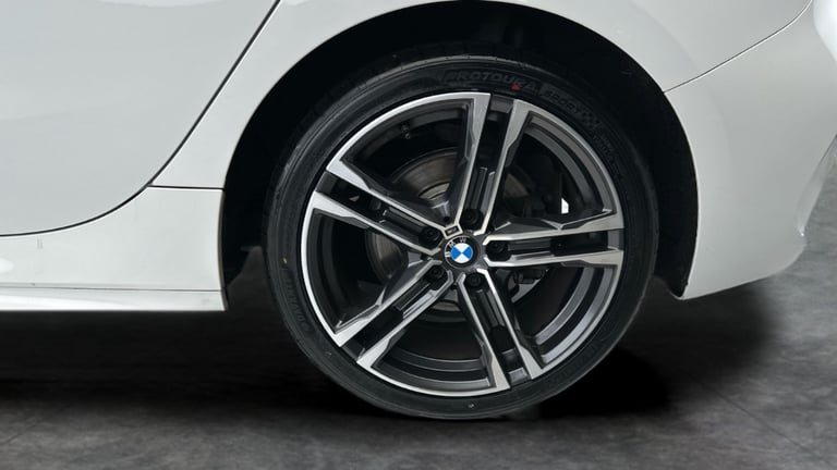 2020 BMW 1 Series 1.5 118i M Sport Hatchback 5dr Petrol DCT Euro 6 (s/s) (140 ps) - DRIVER ME Hat...