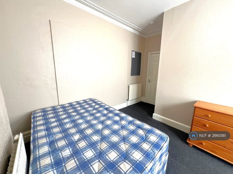 6 bedroom house in Bishop Road, Bristol, BS7 (6 bed) (#2660181)