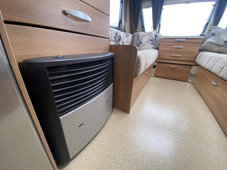 2012 SWIFT CHALLENGER SPORT 524 TOURING CARAVAN
