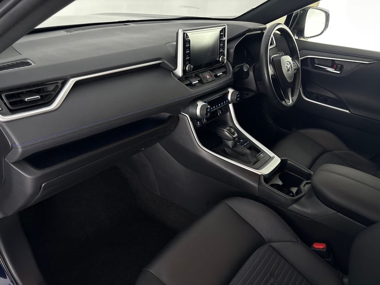 2022 Toyota RAV4 2.5 VVT-h GPF Dynamic SUV 5dr Petrol Hybrid CVT Euro 6 (s/s) (218 ps) - REV Suv ...