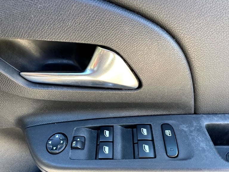 2020 Vauxhall Corsa 1.2 Turbo SRi Hatchback 5dr Petrol Manual Euro 6 (s/s) (100 ps) Hatchback Pet...