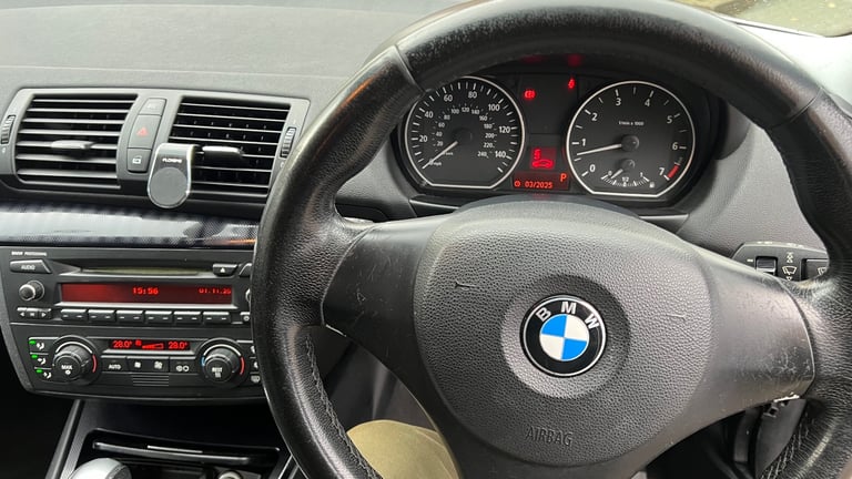 BMW, 1 SERIES, Hatchback, 2006, Semi-Auto, 1995 (cc), 5 doors