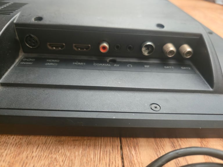 Avtex 21.5" LED Dvd tv