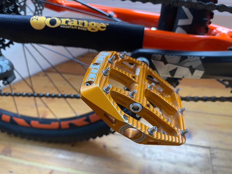 Orange Clockwork 109 29er Hardtail Mountain Bike
