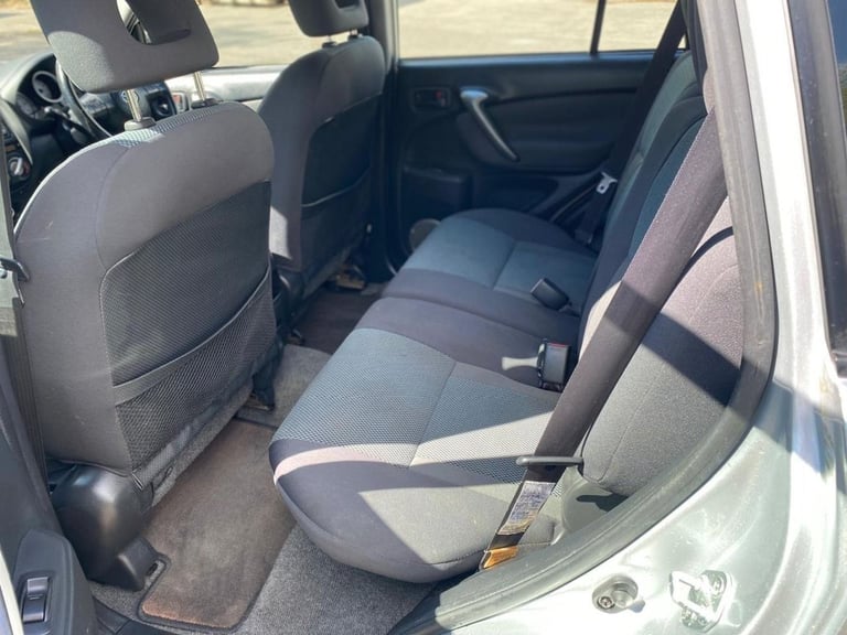 2004 Toyota RAV4 2.0 VVT-i XT3 SUV 5dr Petrol Manual 4WD (211 g/km, 147 bhp) ESTATE Petrol Manual