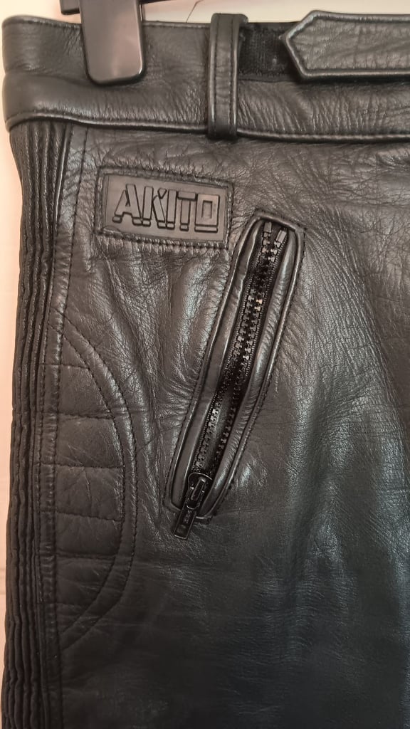 AKITO WOMENS MOTORCYCLE MOTORBIKE LEATHER TROUSERS Size 8-10
