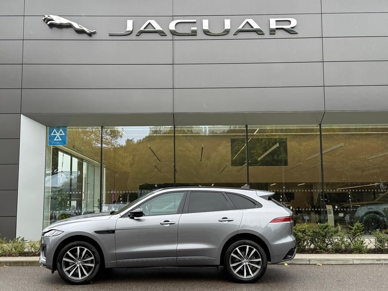 2024 Jaguar F-Pace 2.0 D200 MHEV R-Dynamic SE Black SUV 5dr Diesel Auto AWD Euro 6 (s/s) (204  ES...