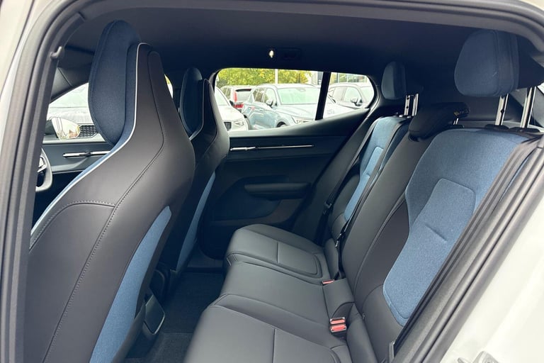 2025 Volvo EX30 Single Motor Extended Range 69kWh Plus SUV 5dr Electric Auto (272 ps) ESTATE Elec...