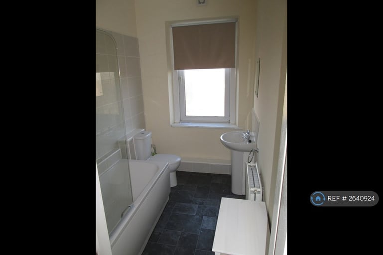 1 bedroom in Doncaster Road, Barnsley, S70 (#2640924)
