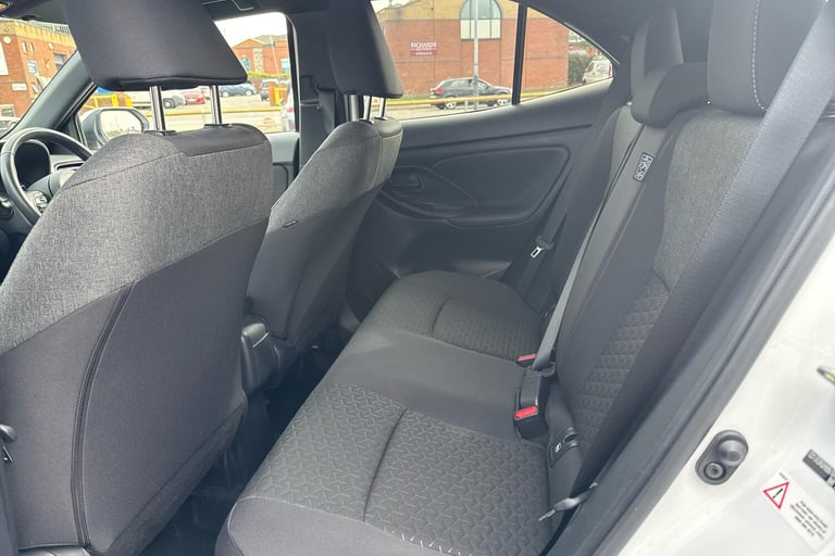 2024 Toyota Yaris 1.5 Hybrid Design 5dr CVT Estate Hybrid Automatic