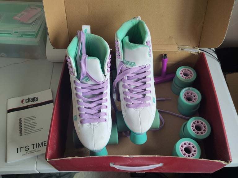 Quad Skates - Size 6 - Chaya Melrose