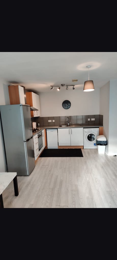 Fully Refurbished 2 Bedroom 2 Bathroom City Centre Apartment 