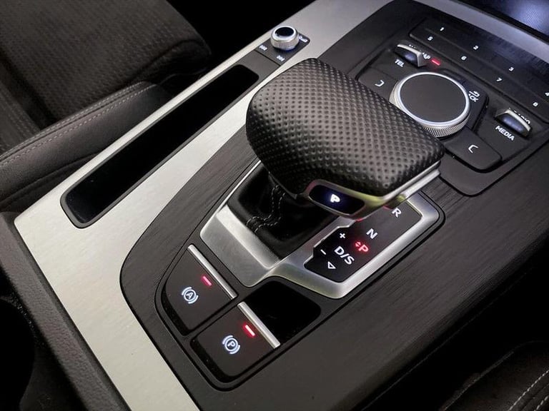 2020 Audi Q5 2.0 TDI 40 S line S Tronic quattro Euro 6 (s/s) 5dr Automatic SUV Diesel Automatic