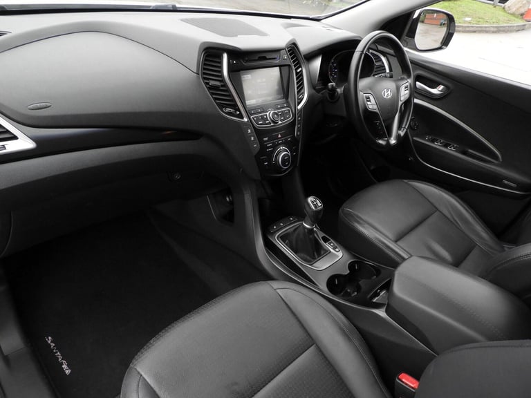 2014 Hyundai Santa Fe 2.2 CRDi Premium SUV 5dr Diesel Manual 4WD Euro 5 (7 seat) (194 bhp) ESTATE...