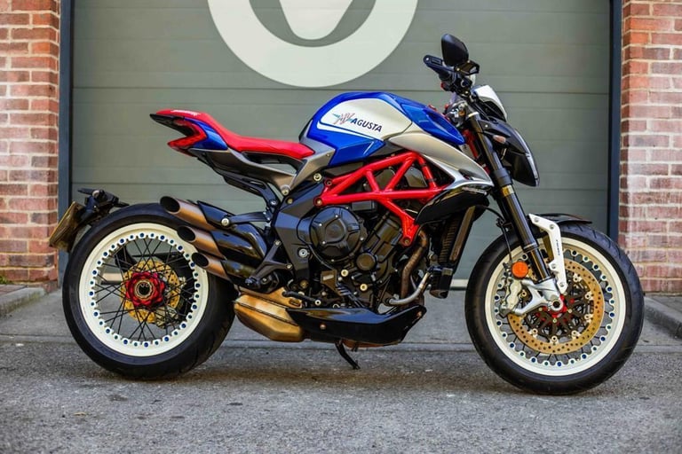 MV Agusta Dragster RARE AMERICAS EDITION ! 200 EVER MADE ! STUNNING COLLECTOR
