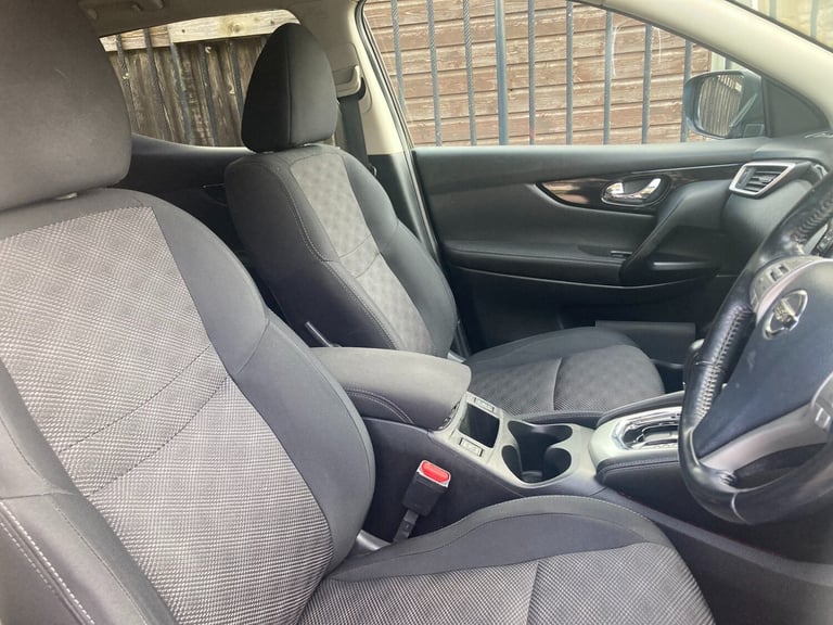 2016 Nissan Qashqai 1.6 dCi N-Connecta 5dr Xtronic HATCHBACK Diesel Automatic