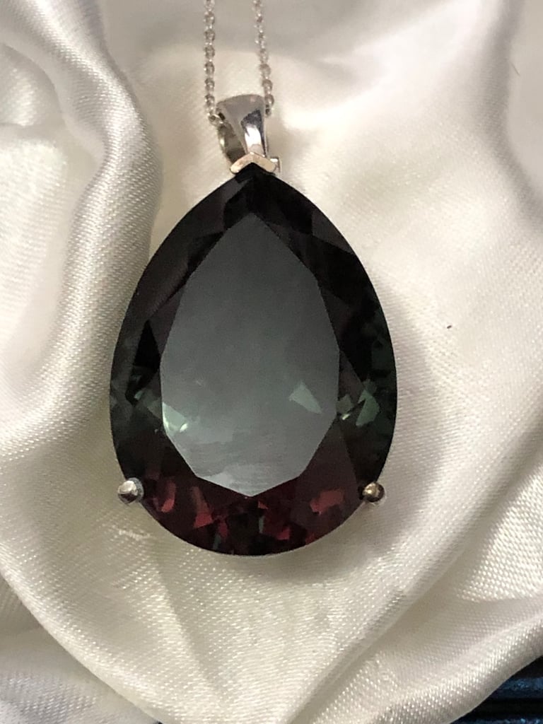 image for Pear Cut Drop Large Alexandrite Quarts Pendant 54ct Silver 925 New 