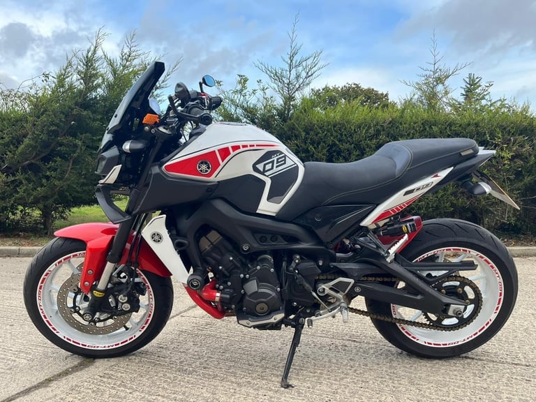 2018 18 YAMAHA MT09 ABS MT-09 STUNNING ANNIVERSARY COLOURS EXTRAS 13k MILE MT 09